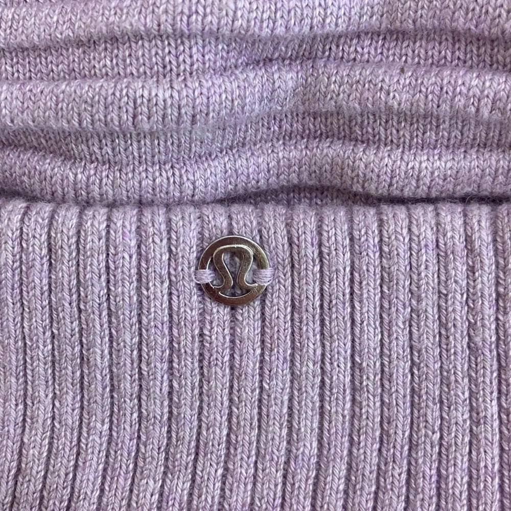 Lululemon winter hat - Picture 2 of 4